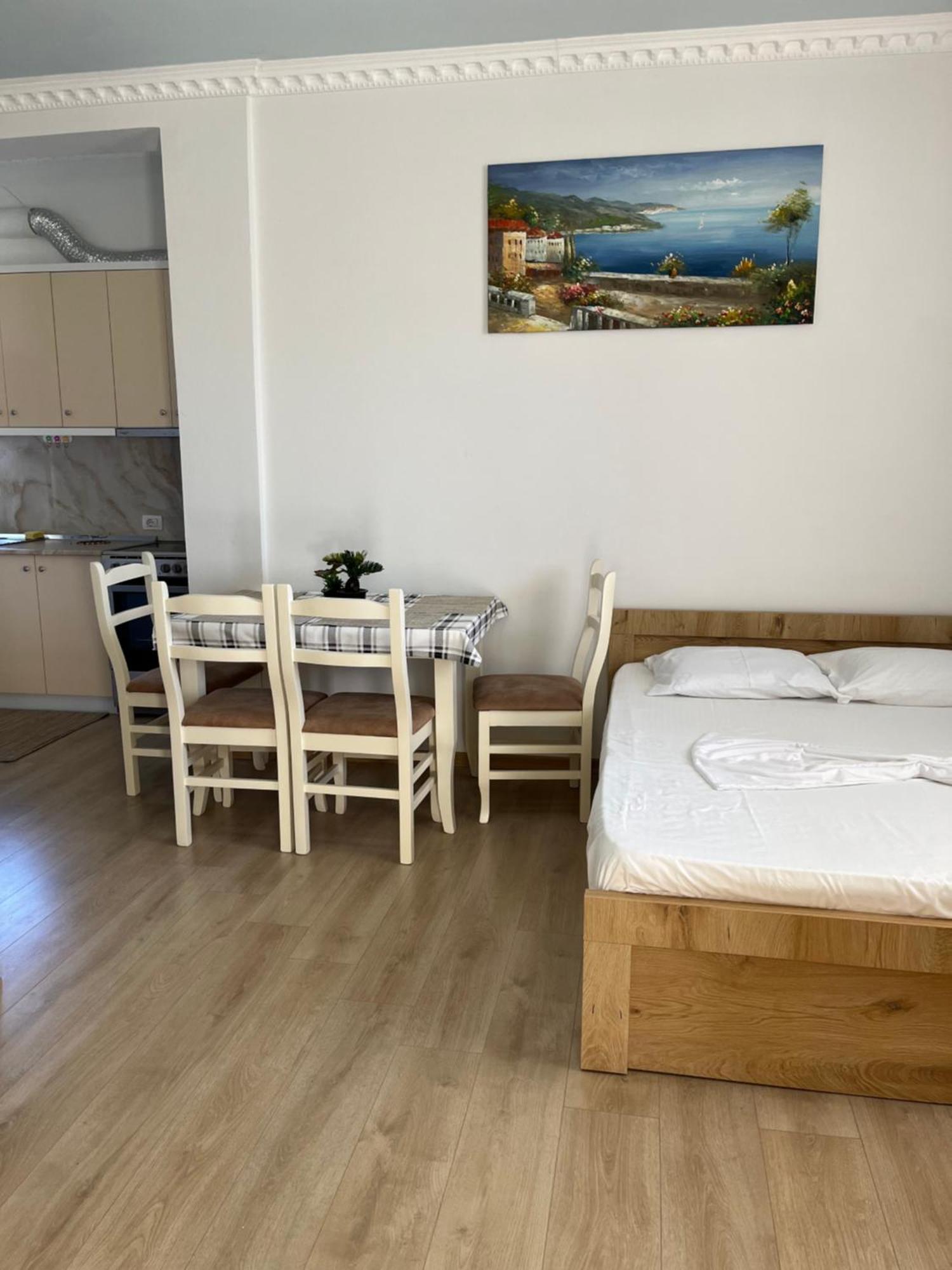 Guesthouse Kristi & Mari Avlonya Dış mekan fotoğraf